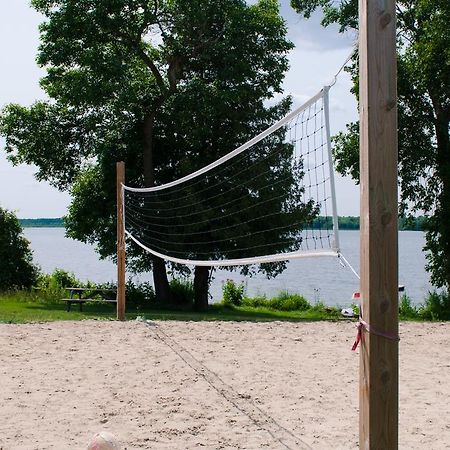 Woodland Estate Resort Campbellford Exterior foto